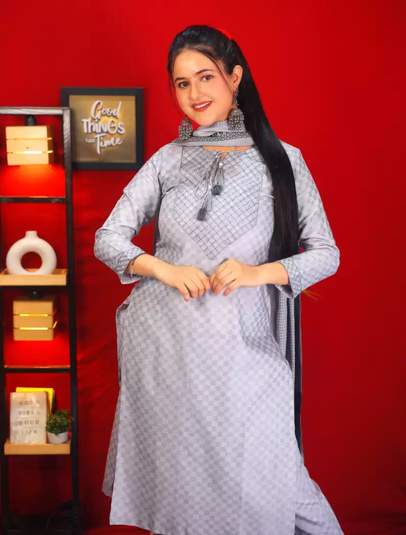 Women's Woolen Kurta & Pant Set