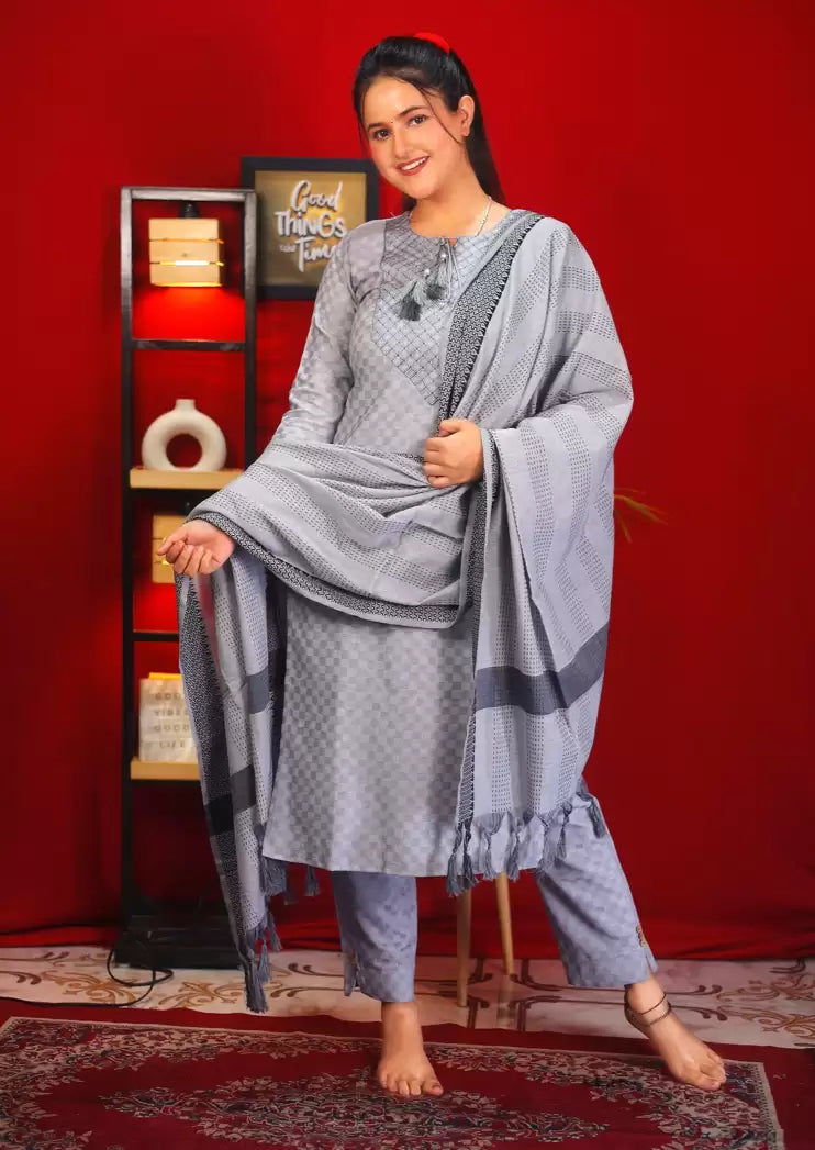 Women's Woolen Kurta & Pant Set