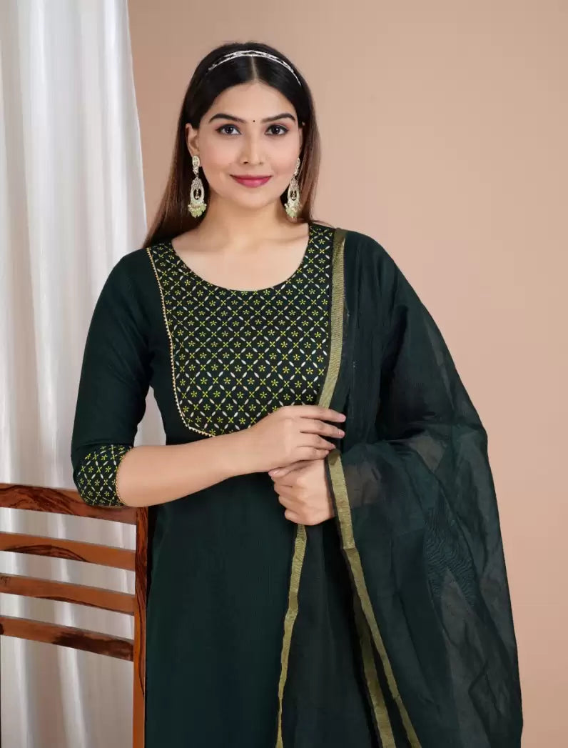 Women's Kurta, Pyjama & Dupatta Set – Cotton Rayon