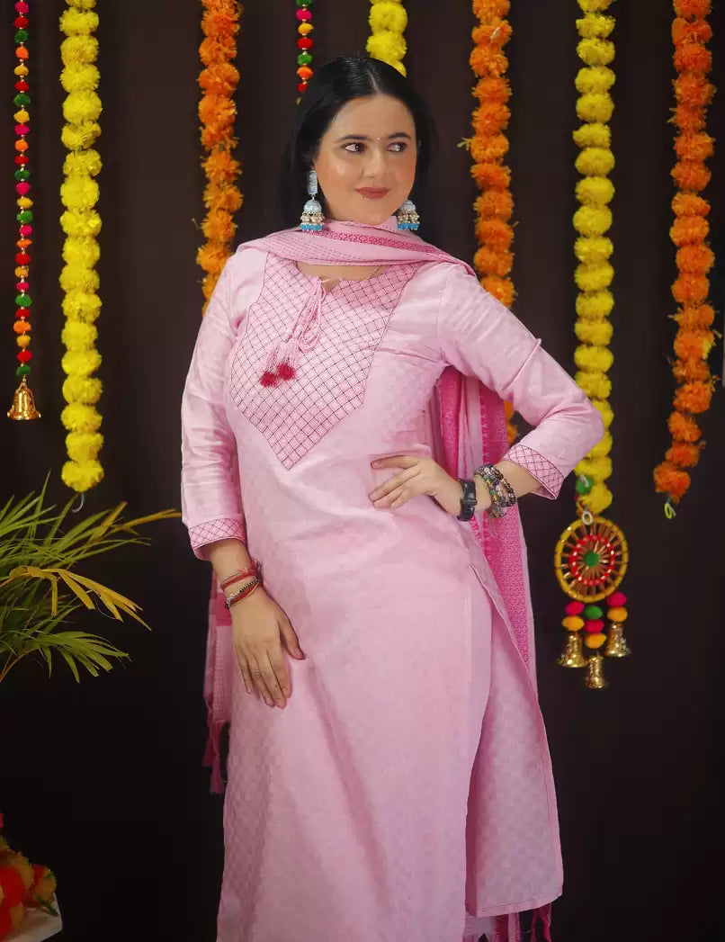 Women's Woolen Kurta & Pant Set